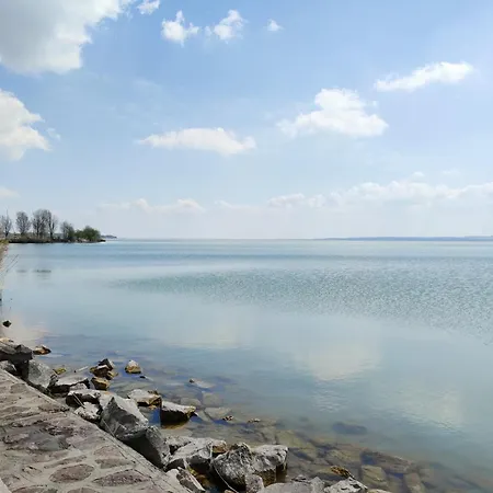 Royal Lakeside Apartman Keszthely